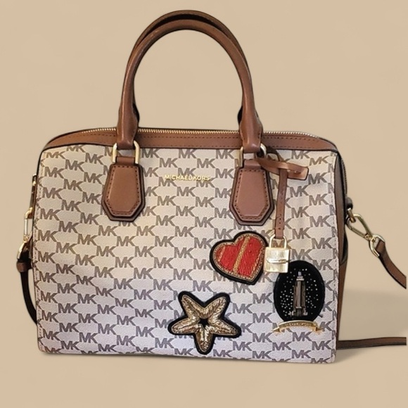 Michael Kors New York Patches Mercer Duffle Designer purse handbag MK NY Special - Picture 9 of 9